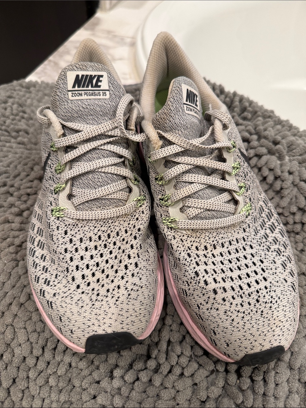 Nike Women's Zoom Pegasus 35 - Light Gray with Pink and Green Accents